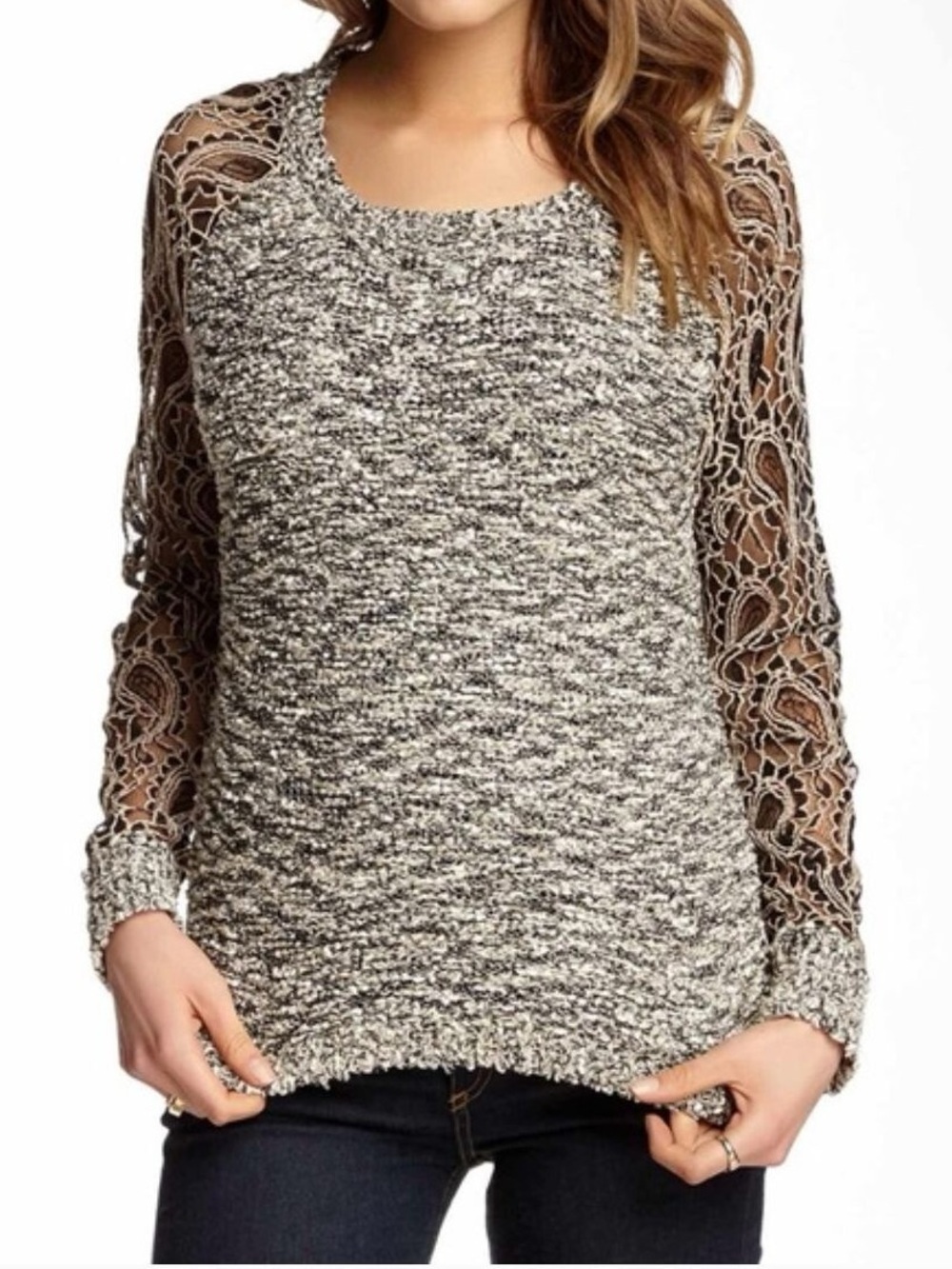 BKE Boutique Buckle Tan Marled Knit Chunky Sweater Crochet Lace Sleeves Small